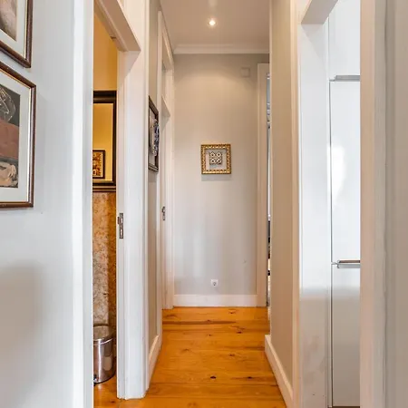 Appartement Bright Tailor Made By The Castle Lissabon